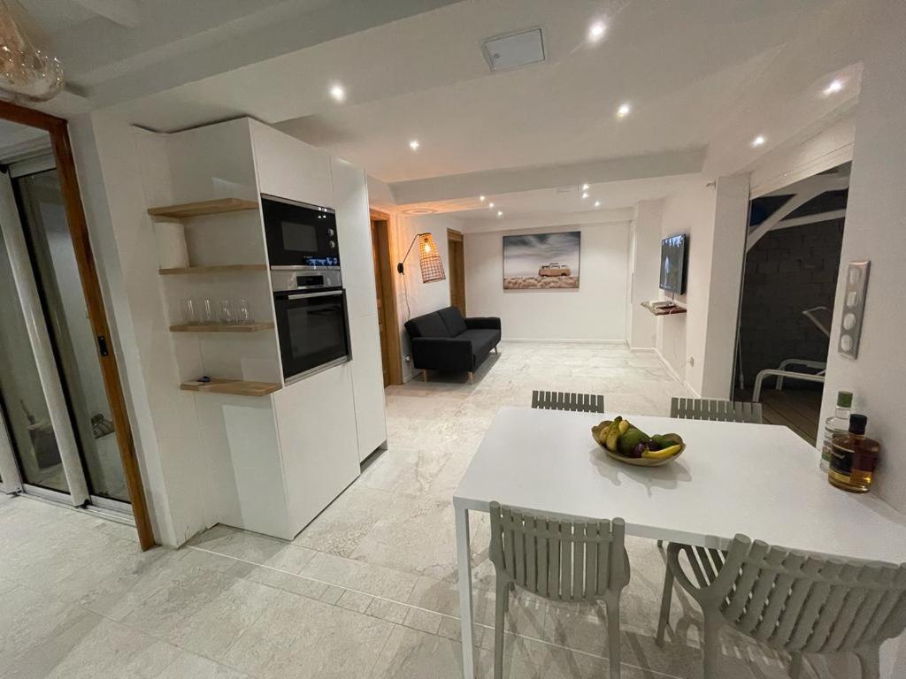 Les Appart Villa Sunbay Caraibes Avec Piscine Privative Vue Mer Et Montagne Ле-Франсуа Экстерьер фото