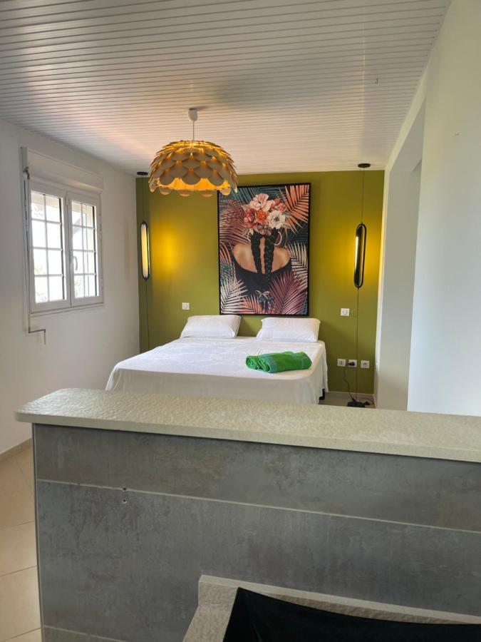 Les Appart Villa Sunbay Caraibes Avec Piscine Privative Vue Mer Et Montagne Ле-Франсуа Экстерьер фото