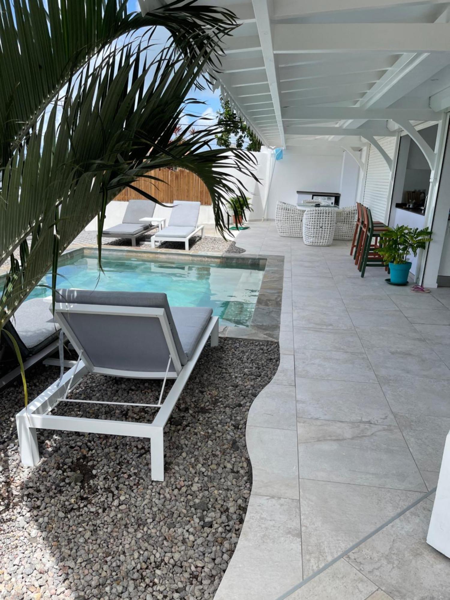 Les Appart Villa Sunbay Caraibes Avec Piscine Privative Vue Mer Et Montagne Ле-Франсуа Экстерьер фото