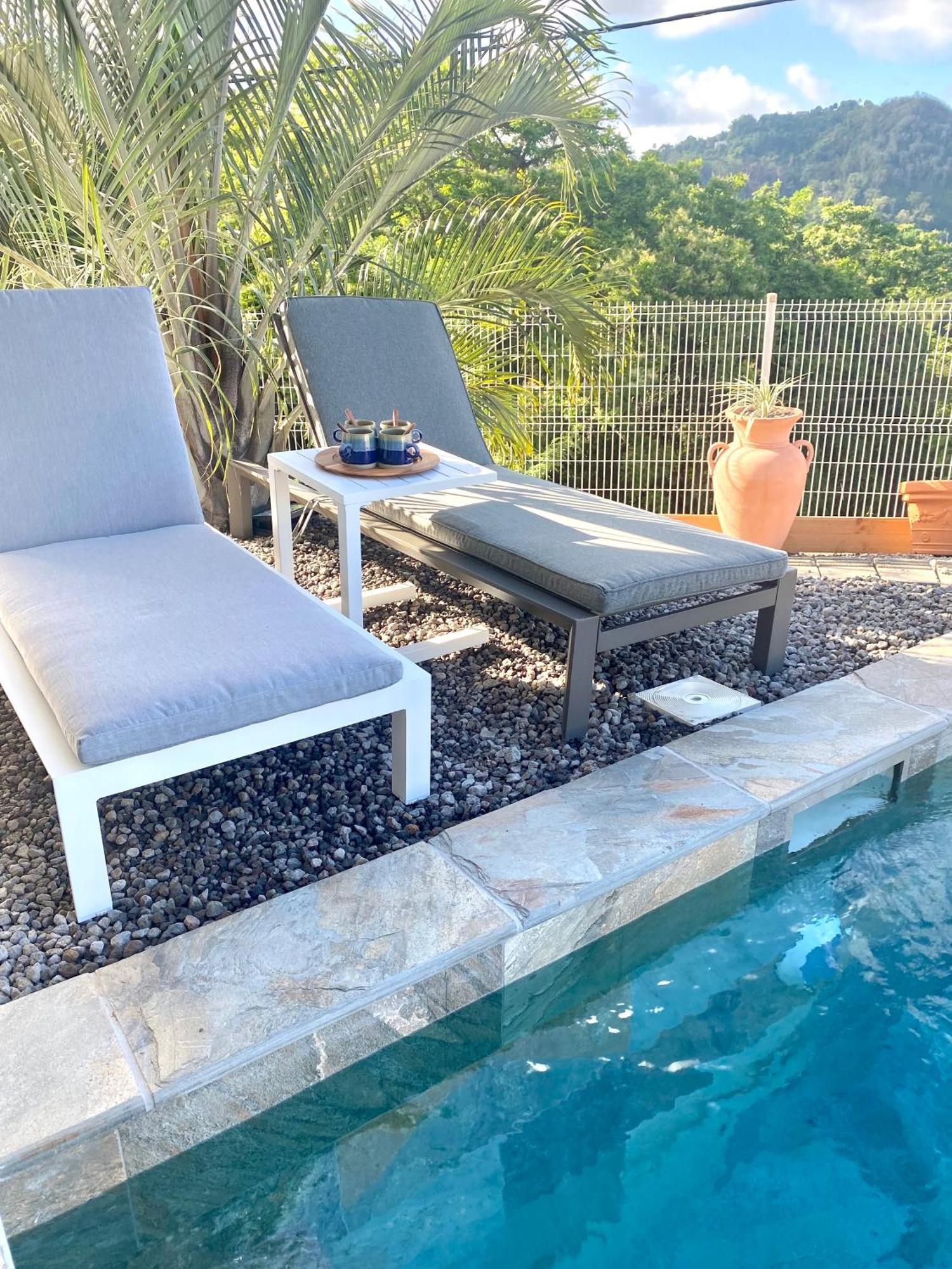 Les Appart Villa Sunbay Caraibes Avec Piscine Privative Vue Mer Et Montagne Ле-Франсуа Экстерьер фото